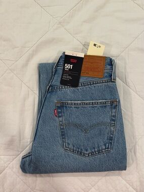 Levi's Women's 501 90’s Jeans in ‘in love with you’